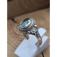 Echt zilveren Ring met Topaas maat 17